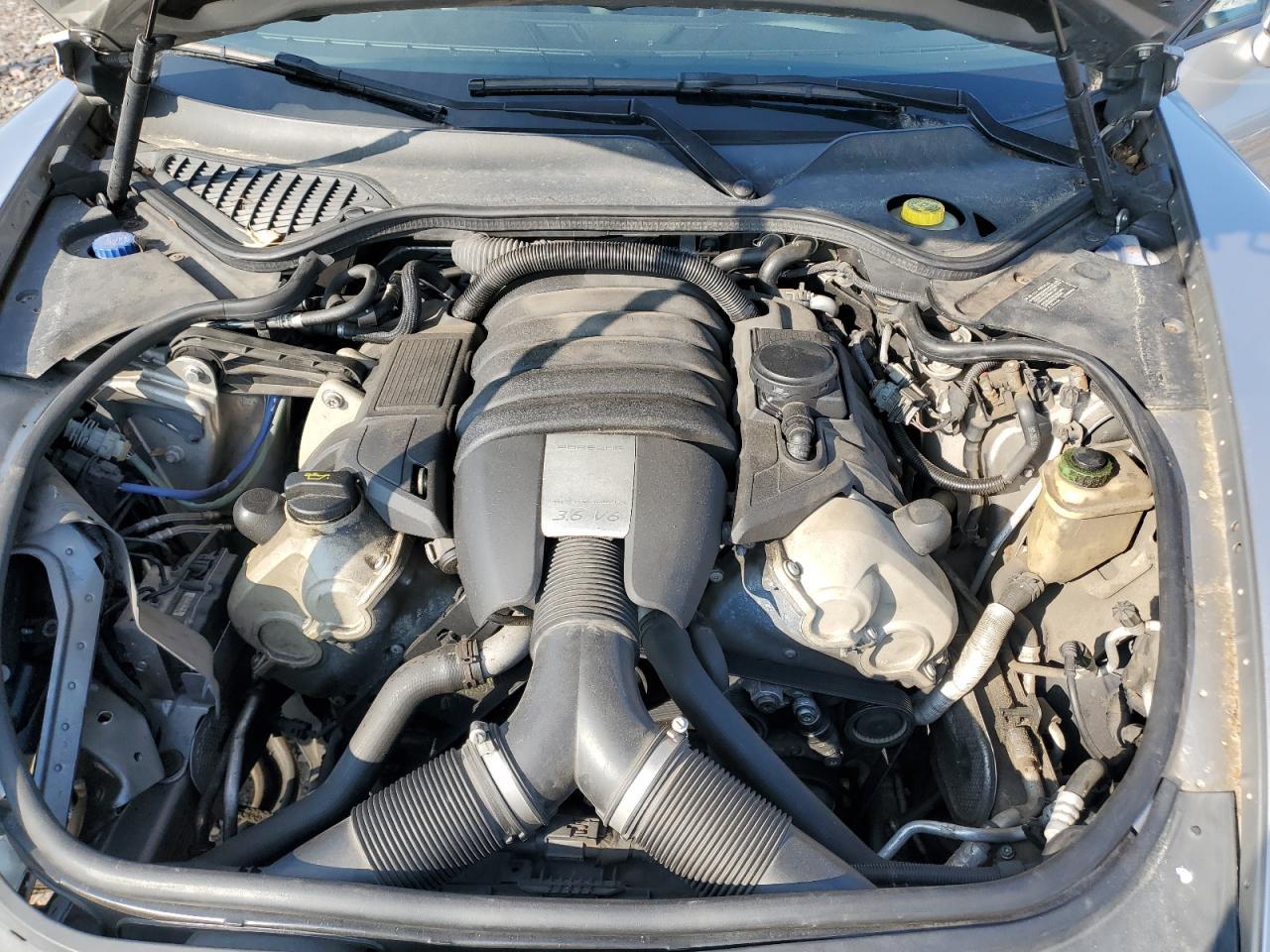2012 PORSCHE Panamera