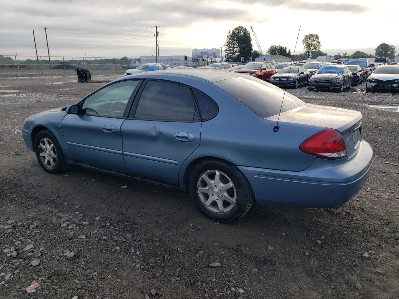 2007 FORD Taurus