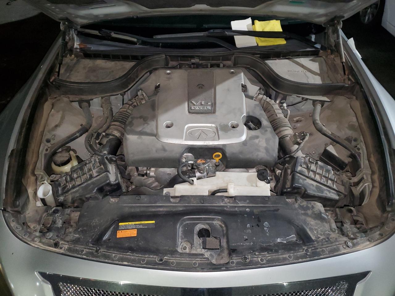 2011 INFINITI G37