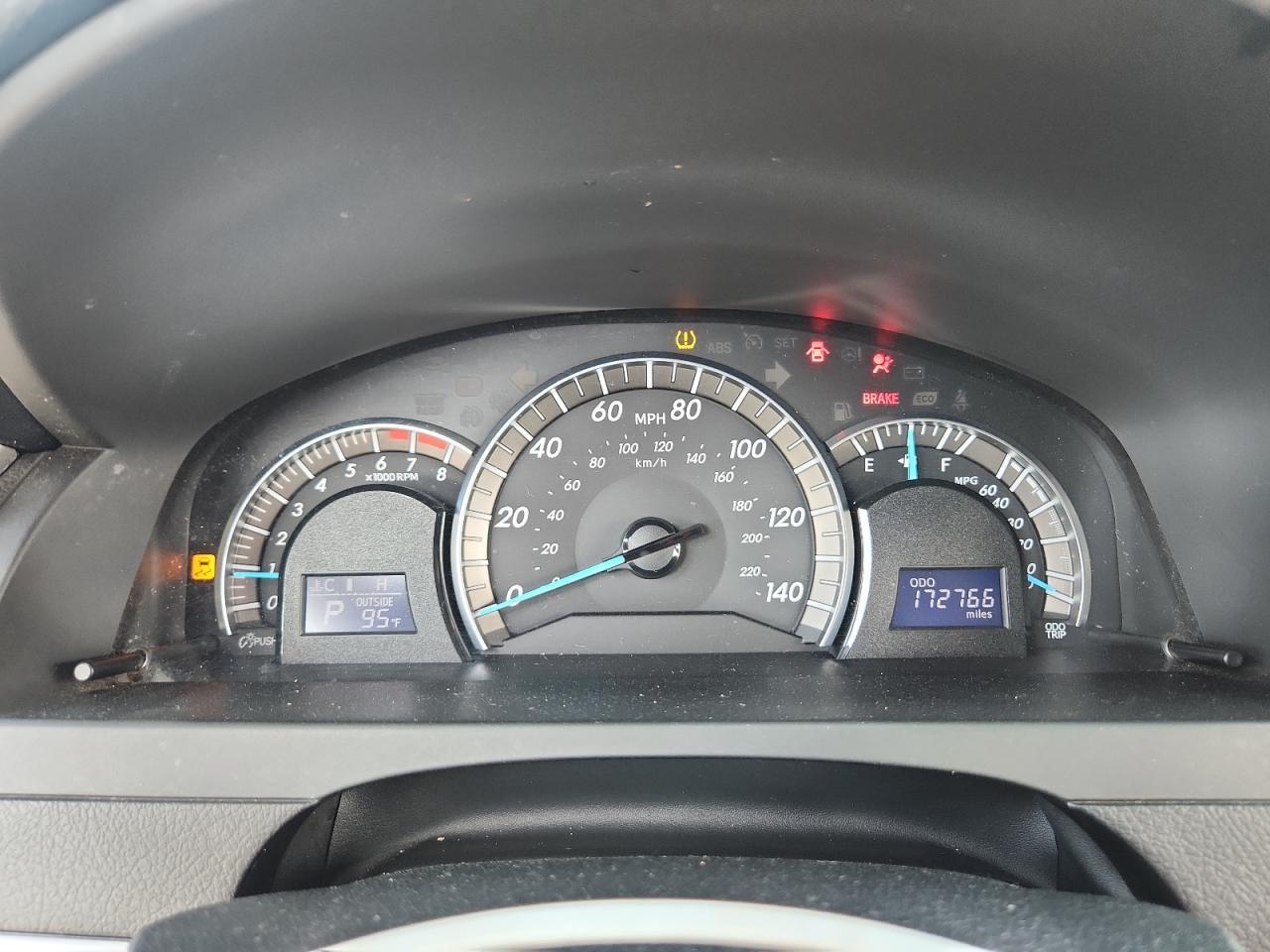 2012 TOYOTA CAMRY