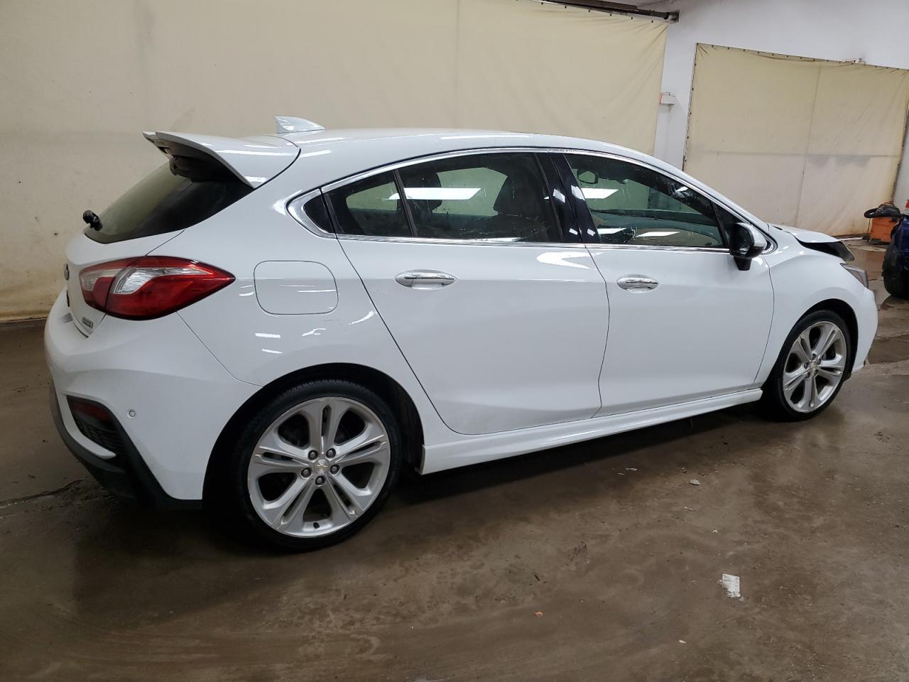 2017 CHEVROLET CRUZE