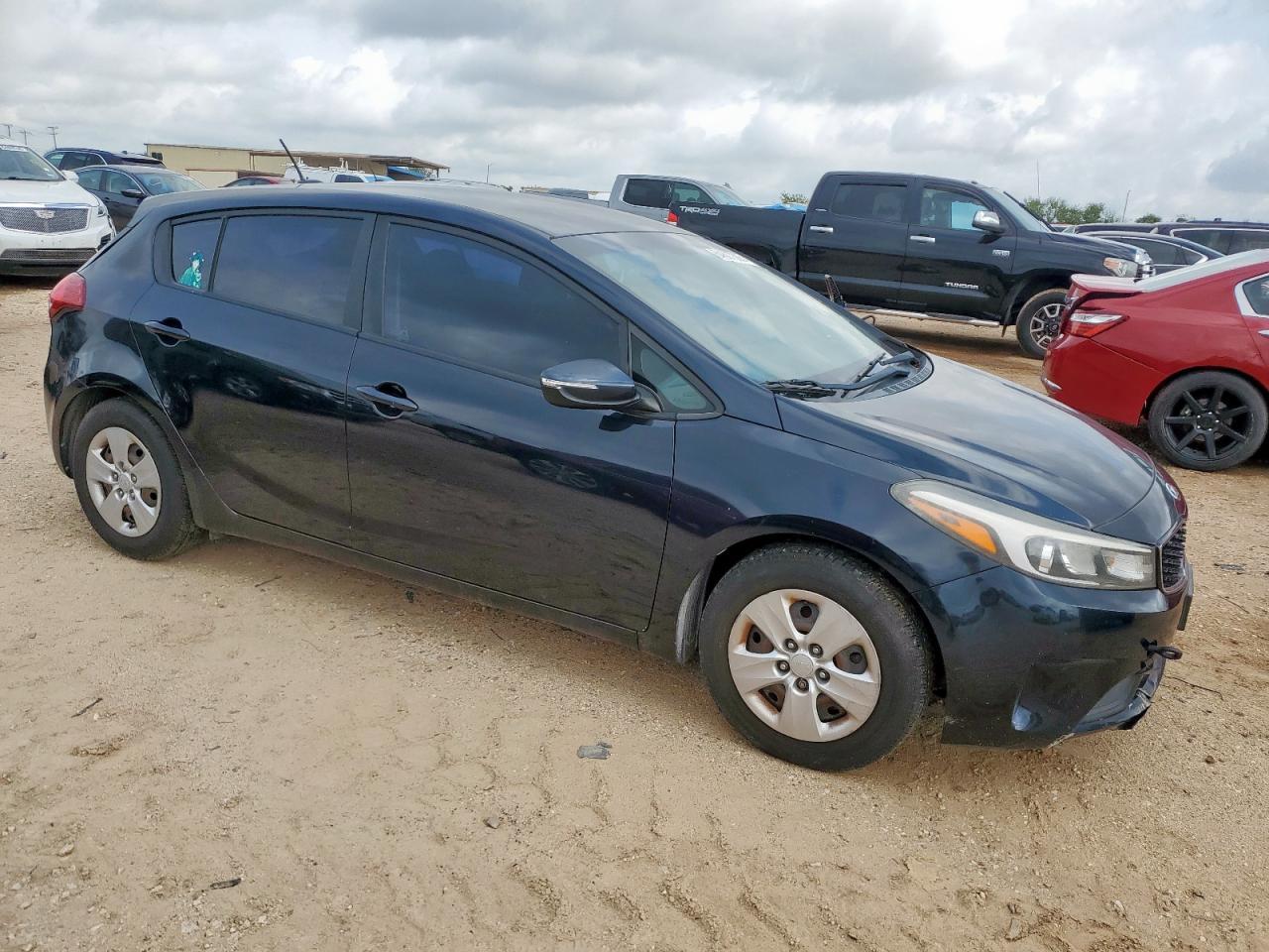 2017 KIA FORTE