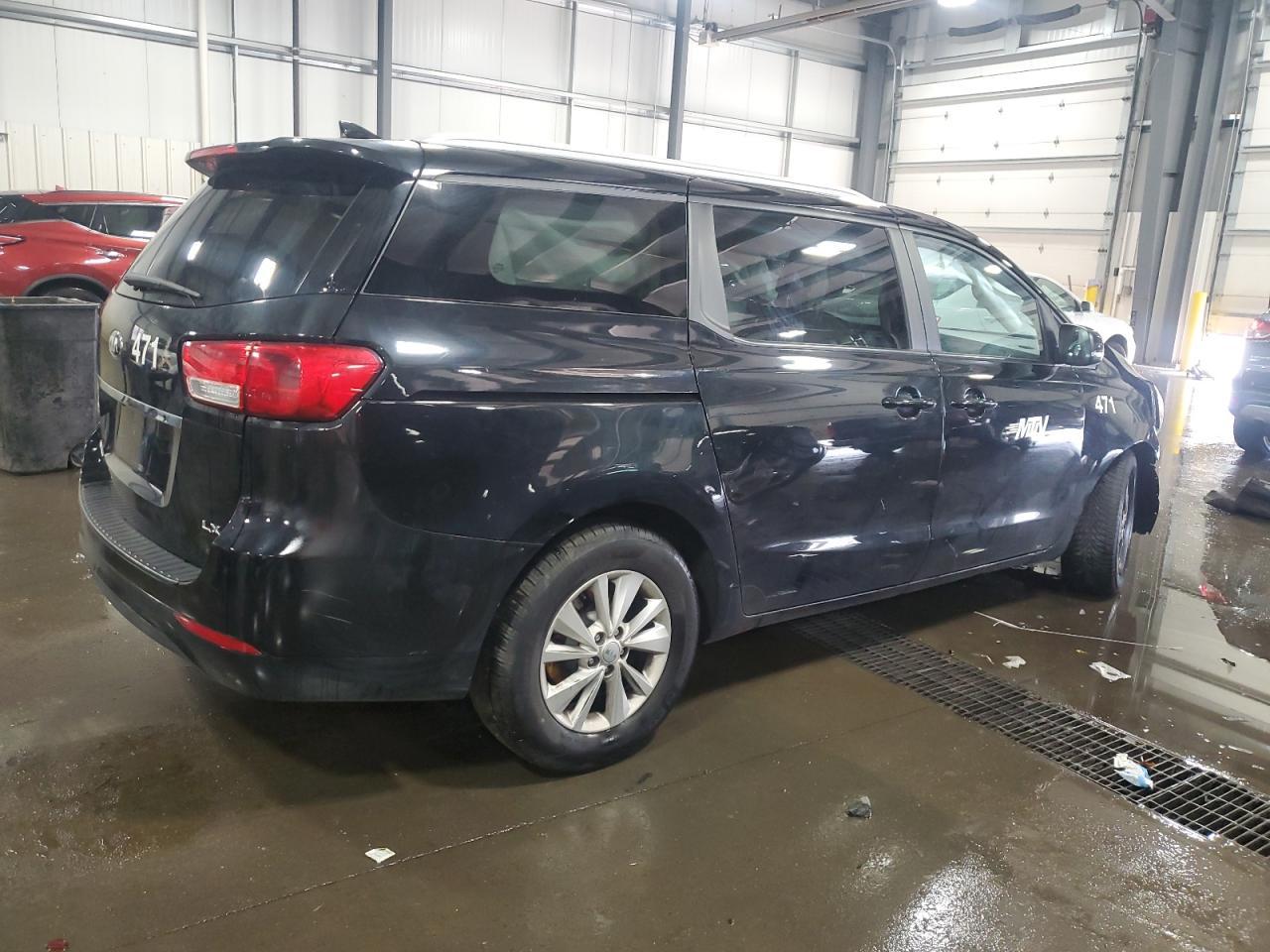 2015 KIA SEDONA