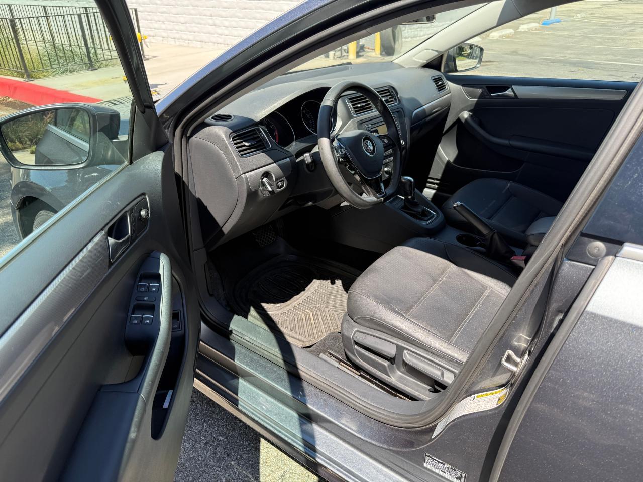 2015 VOLKSWAGEN JETTA