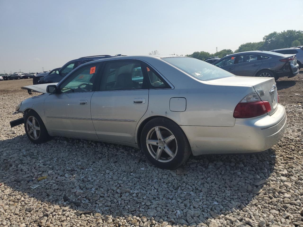 2003 TOYOTA Avalon