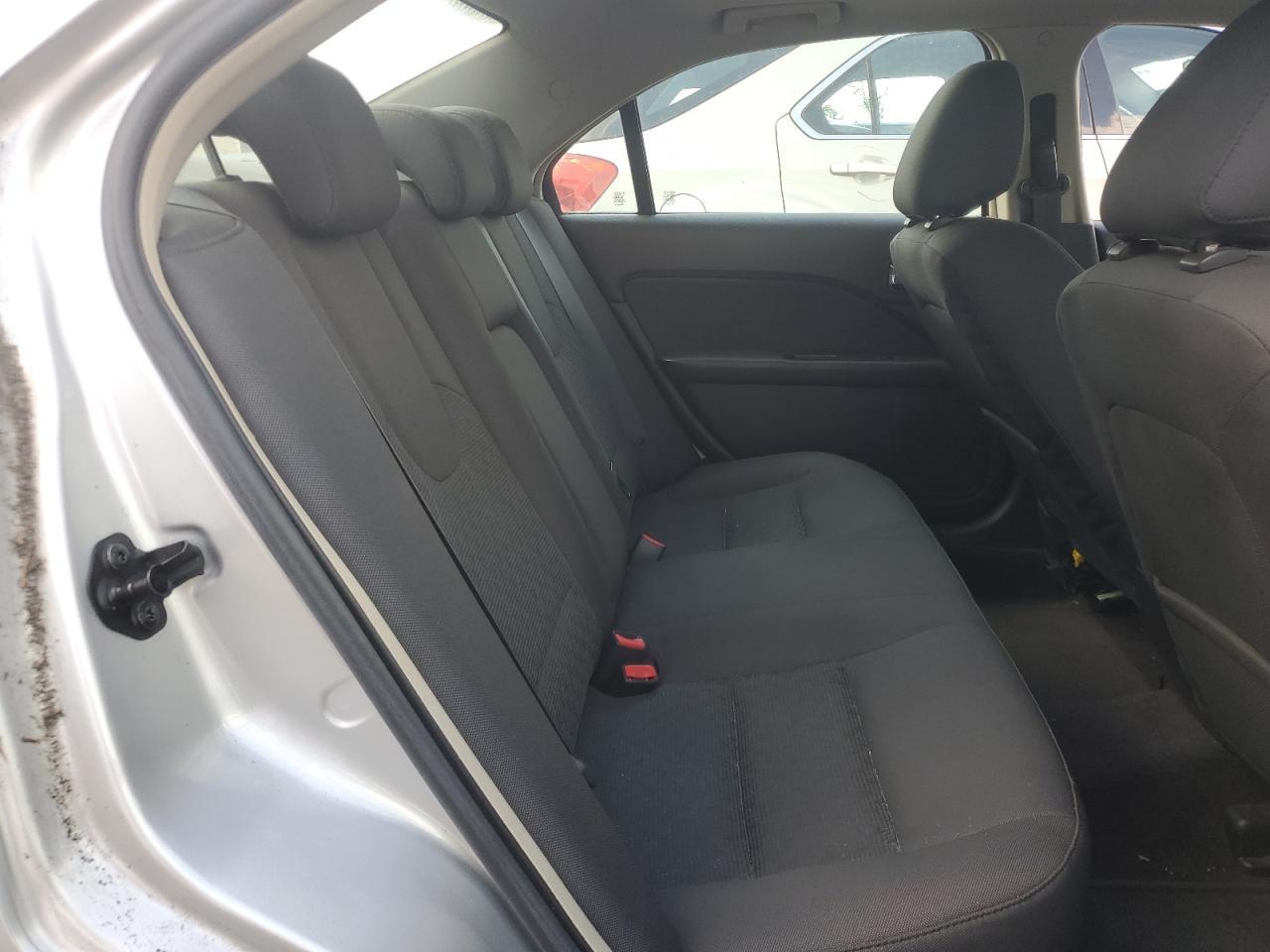 2010 FORD FUSION