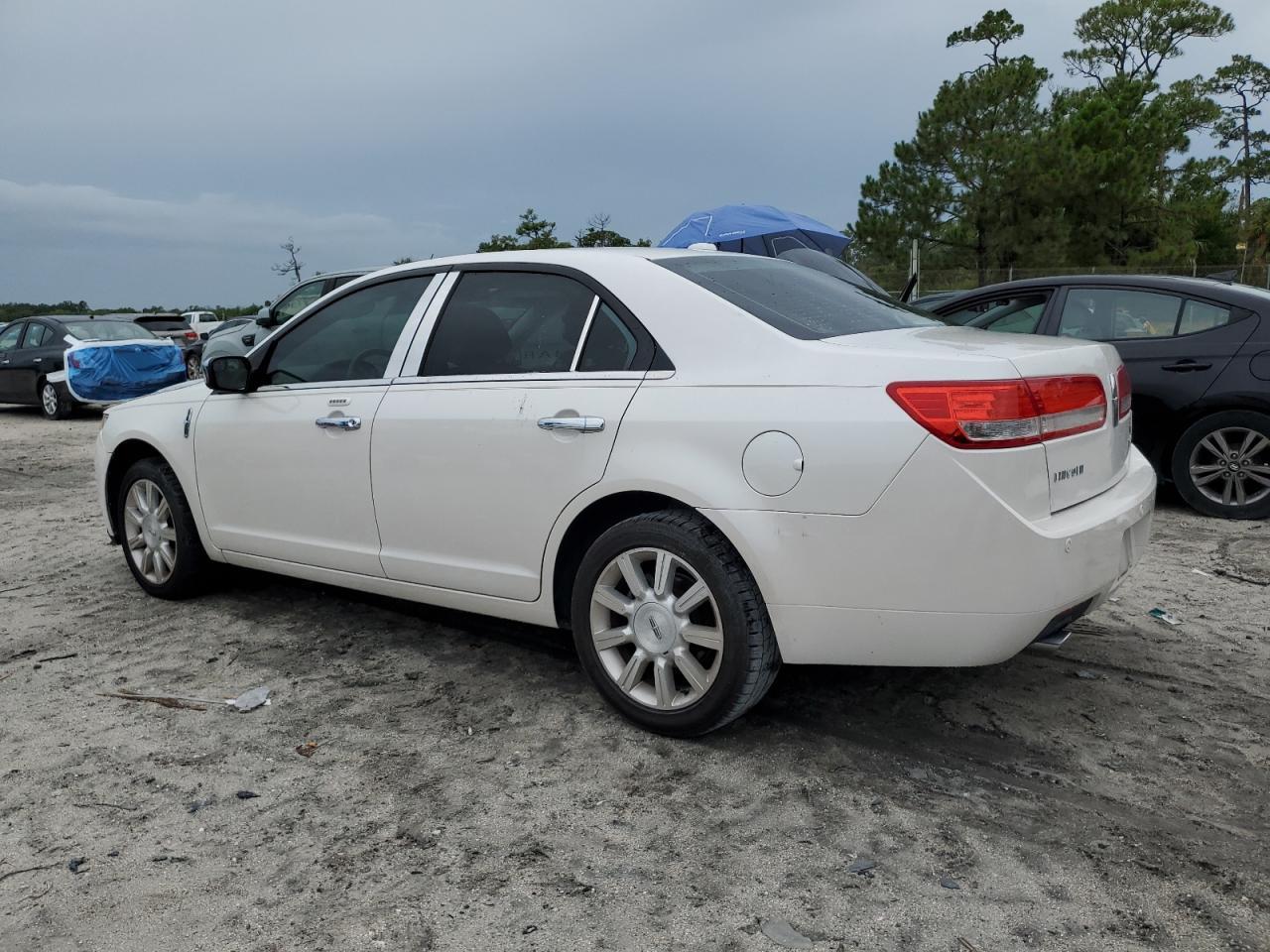 2012 LINCOLN MKZ