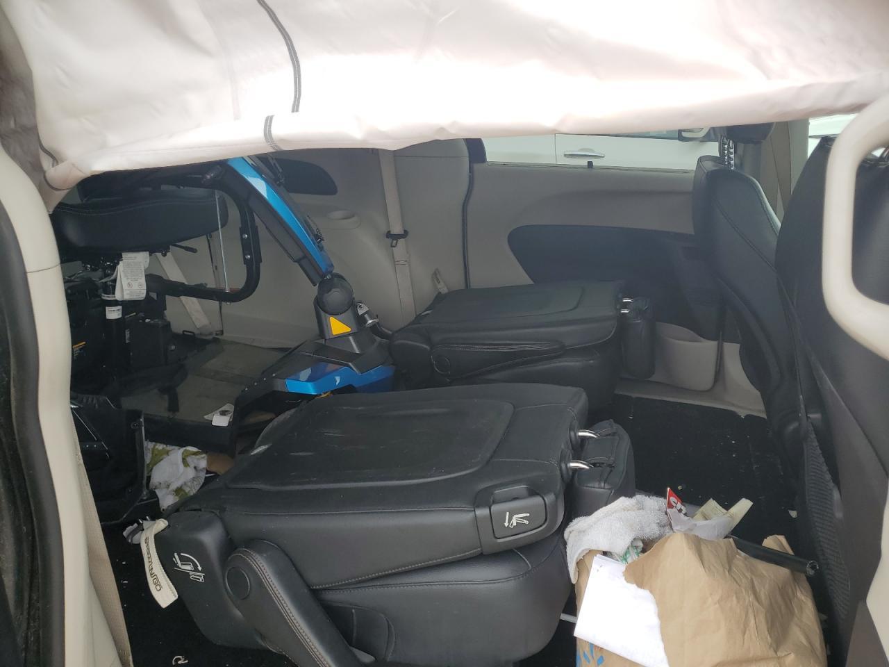 2019 CHRYSLER Pacifica