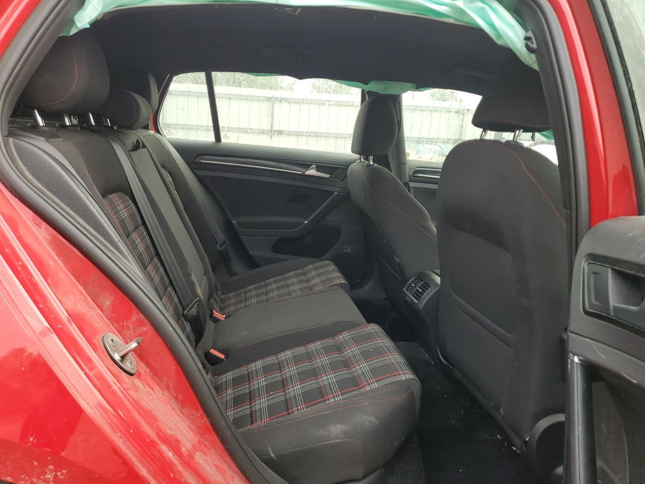 2017 VOLKSWAGEN GTI
