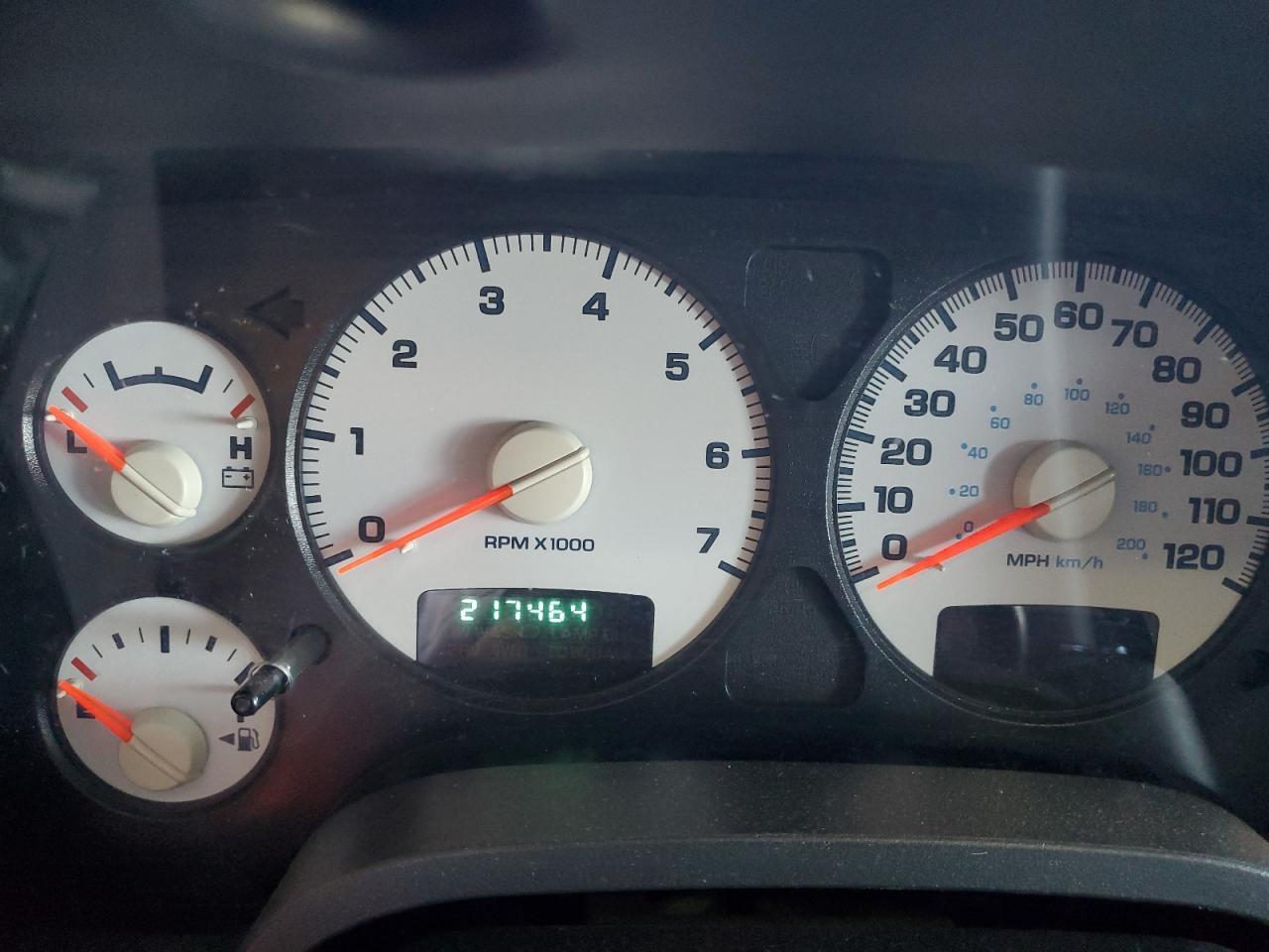 2004 DODGE RAM 1500
