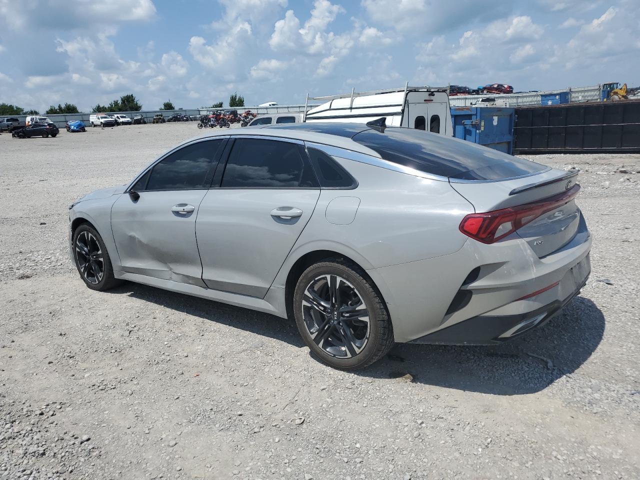 2021 KIA K5