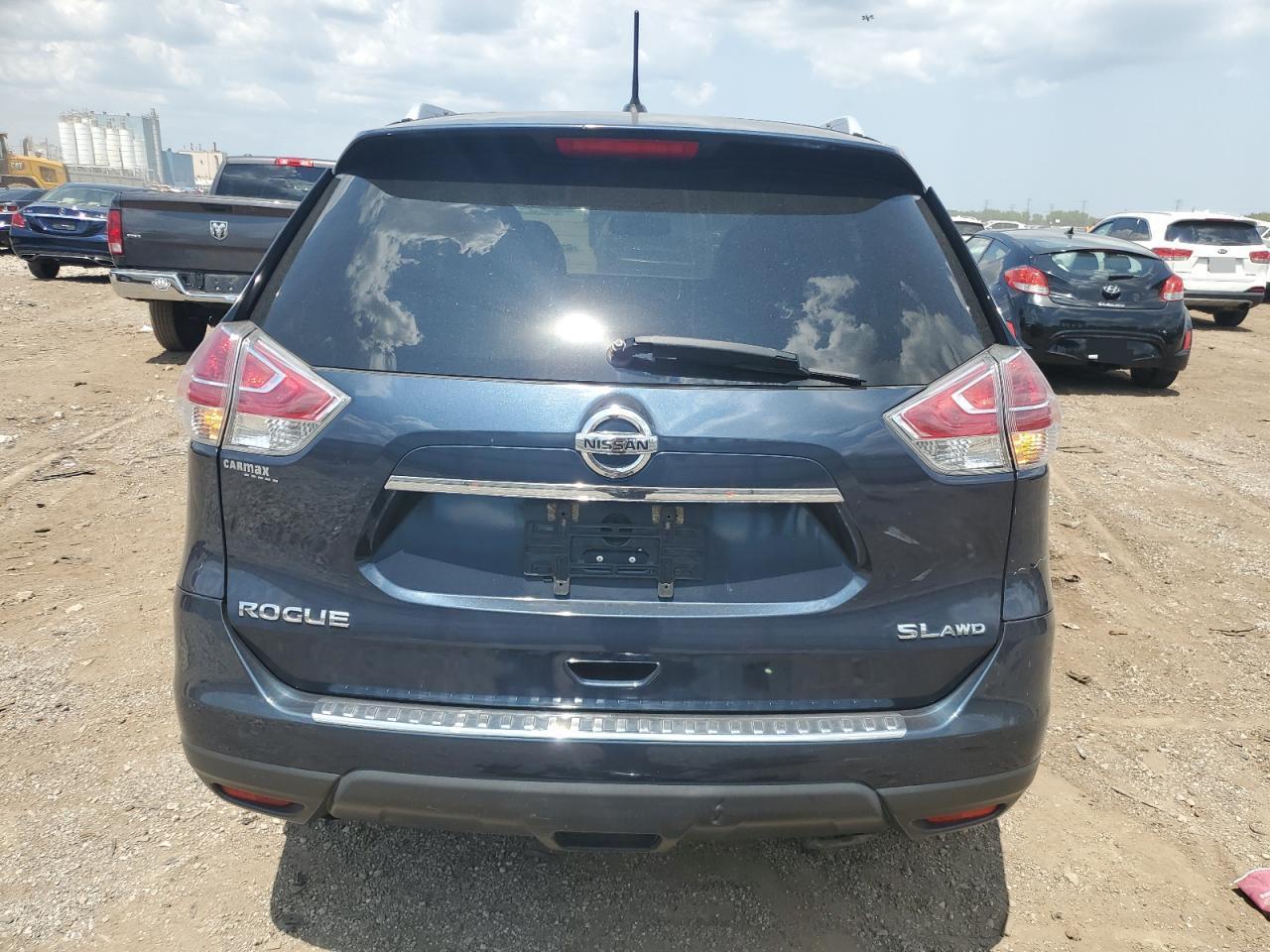 2015 NISSAN ROGUE
