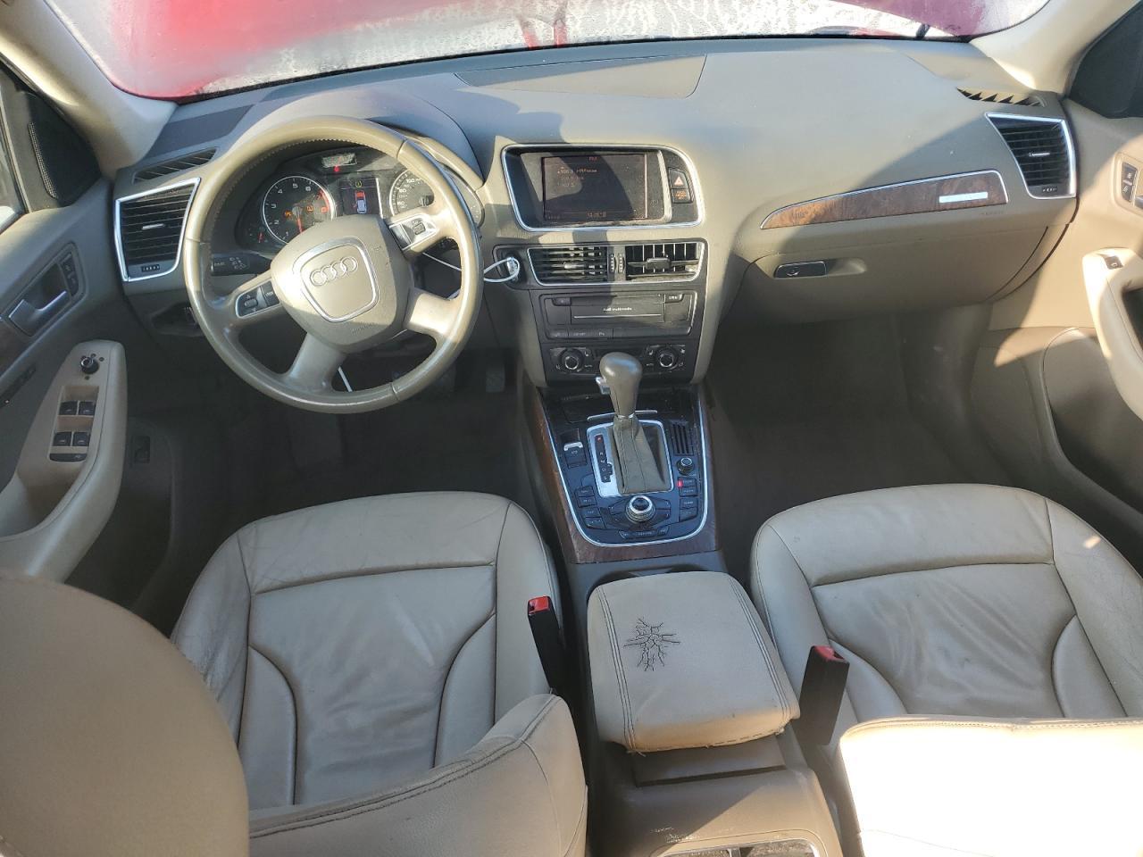 2010 AUDI Q5