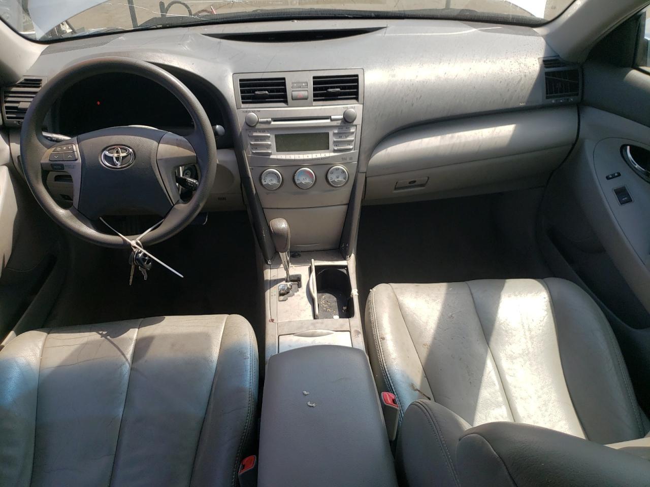 2011 TOYOTA CAMRY