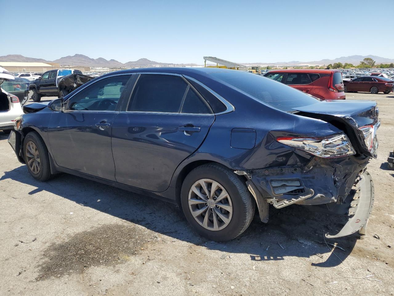 2015 TOYOTA CAMRY