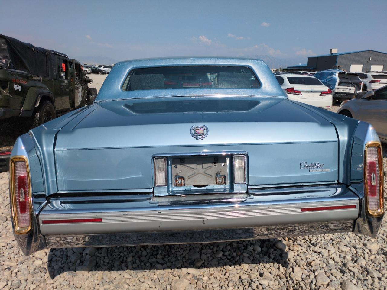 1992 CADILLAC Brougham