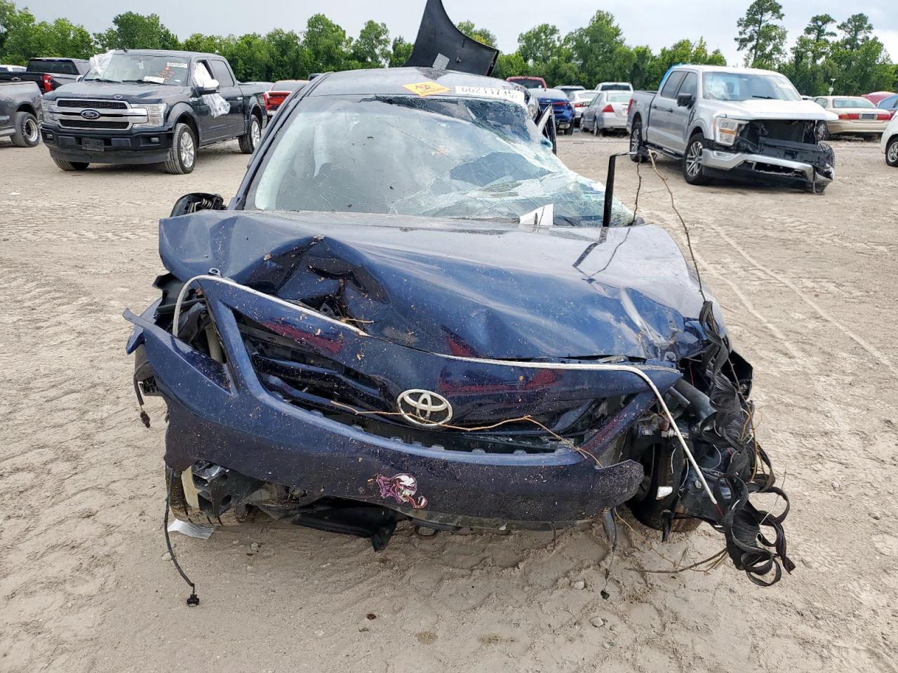 2013 TOYOTA COROLLA