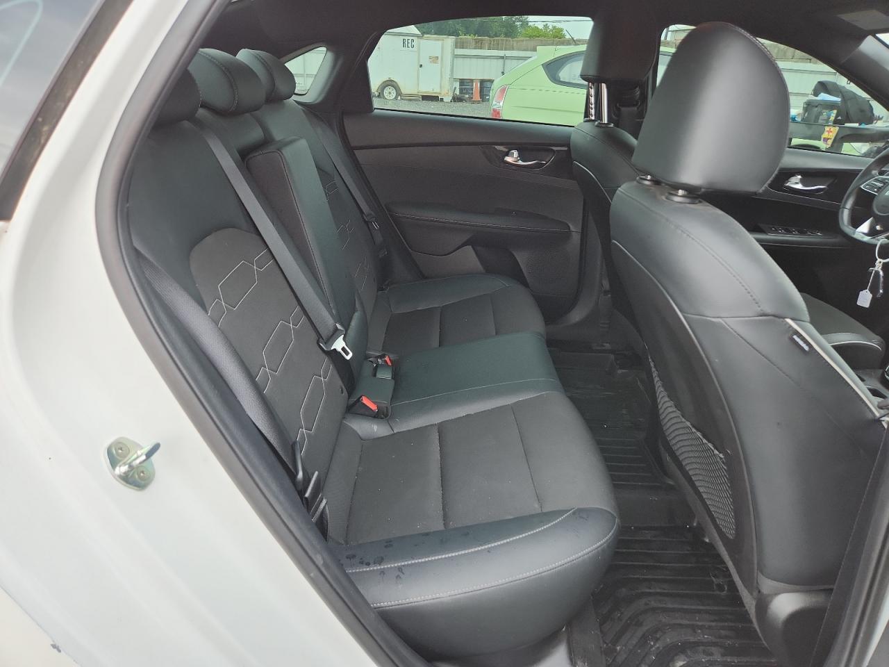 2022 KIA FORTE