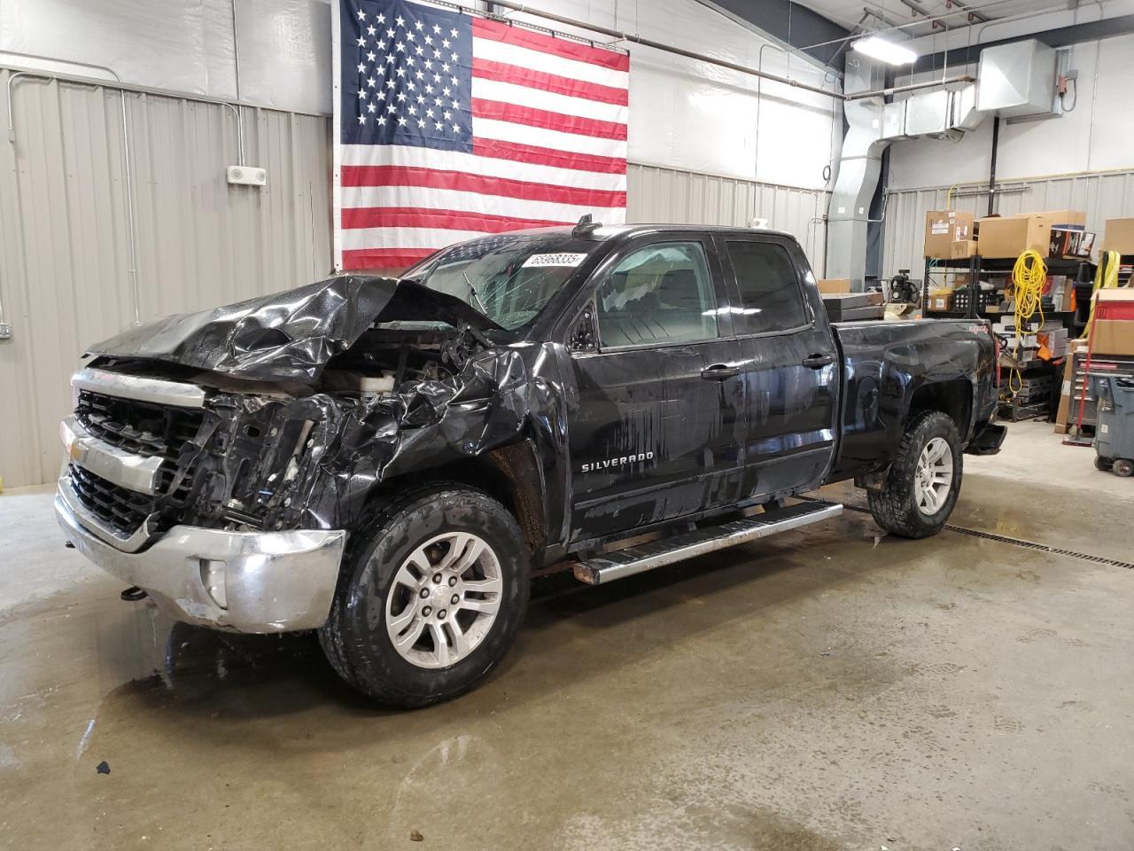 2017 CHEVROLET Silverado