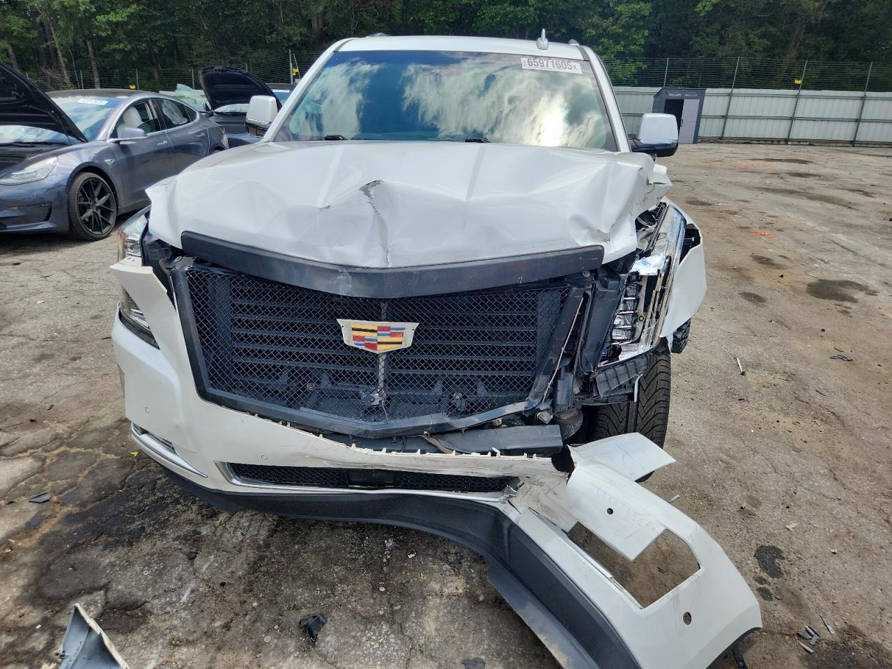 2017 CADILLAC ESCALADE