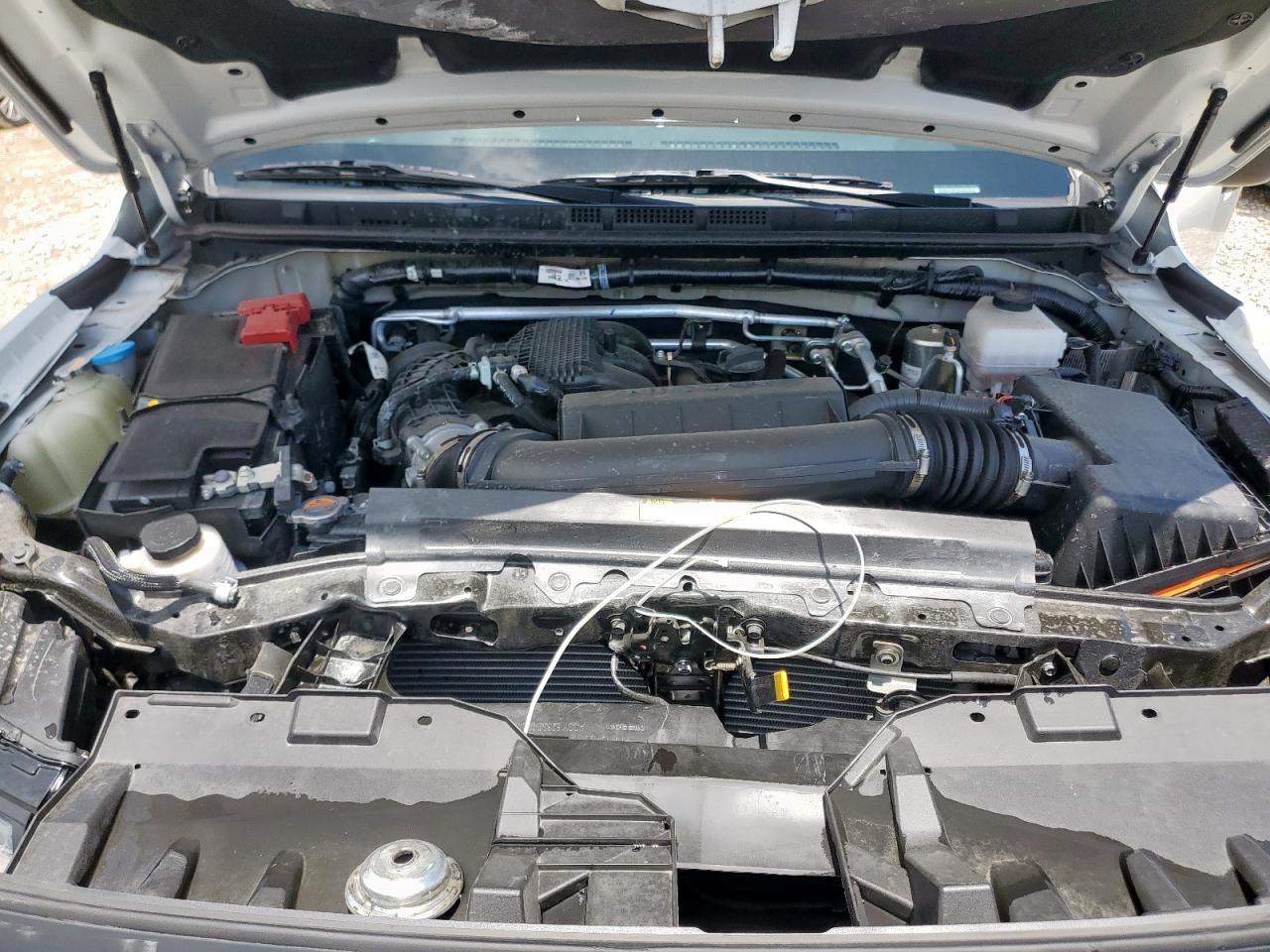 2024 NISSAN Frontier