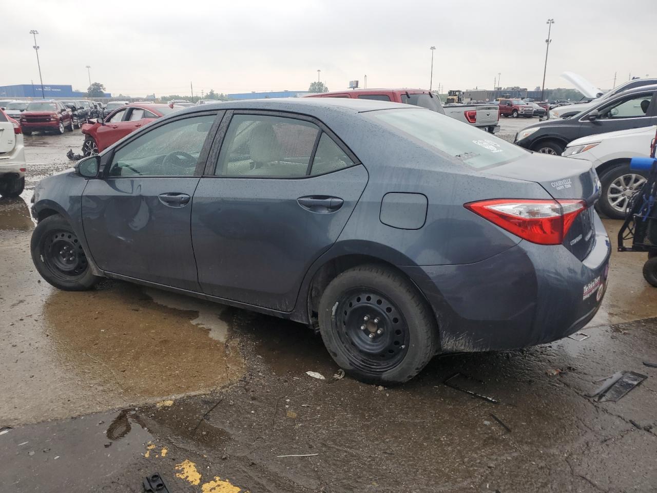 2015 TOYOTA COROLLA