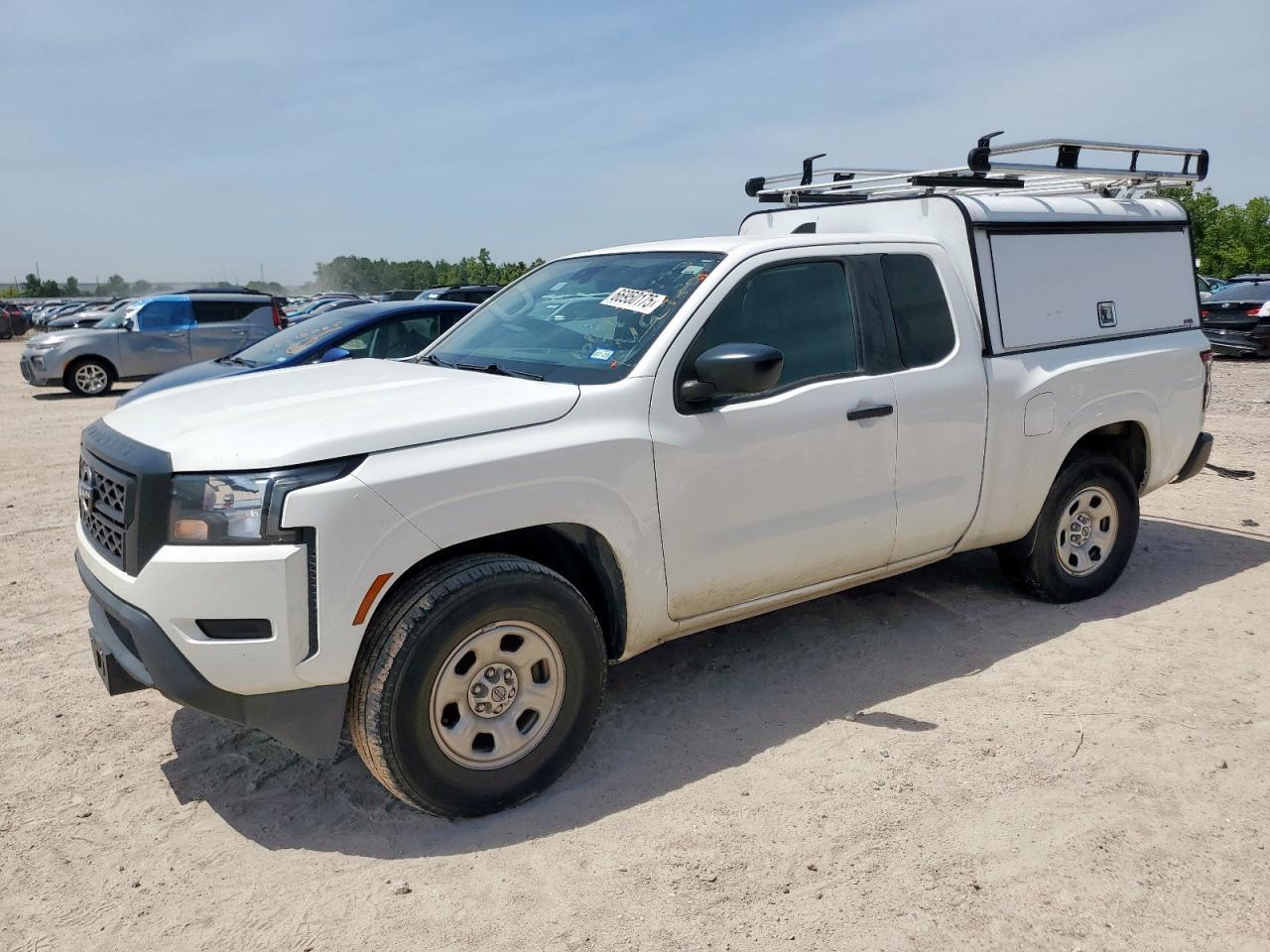 2022 NISSAN Frontier