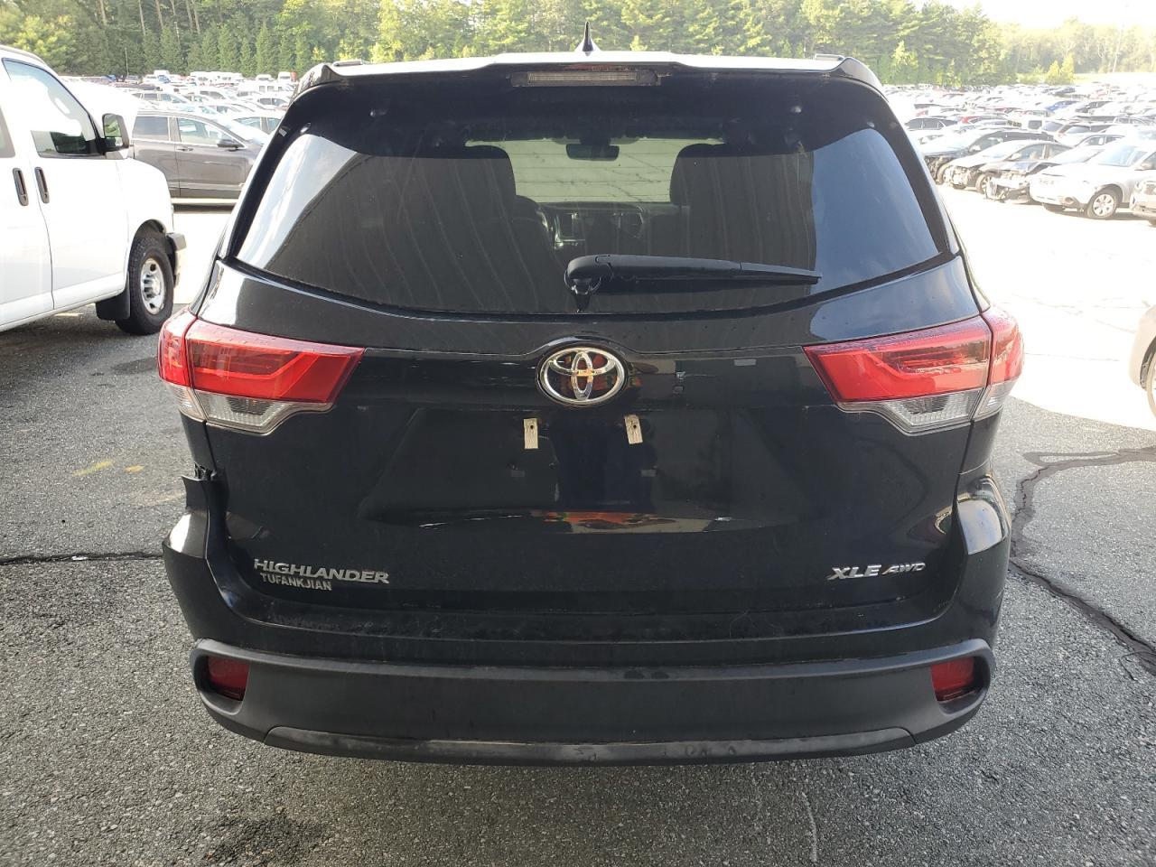 2019 TOYOTA HIGHLANDER