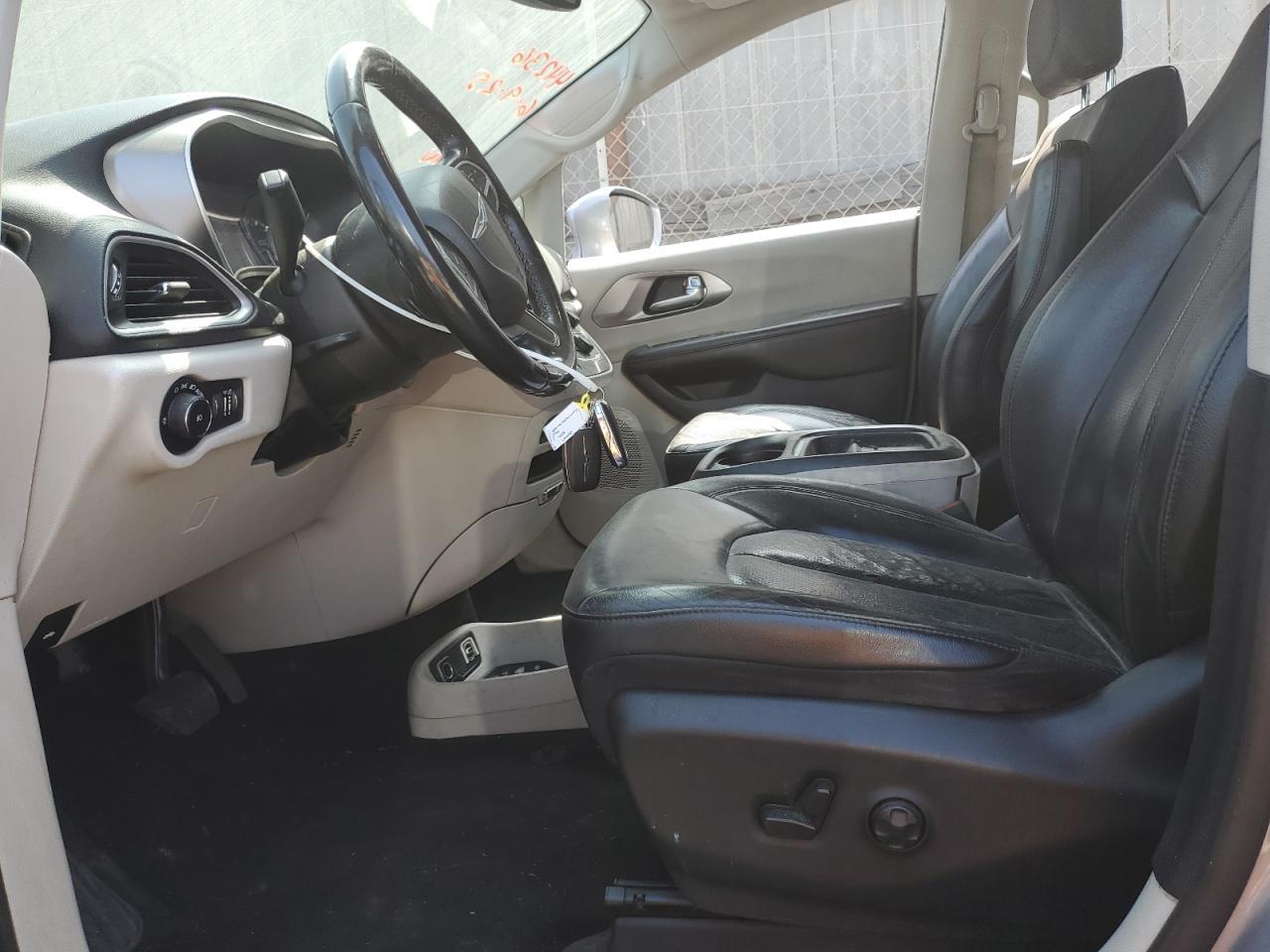 2020 CHRYSLER Pacifica