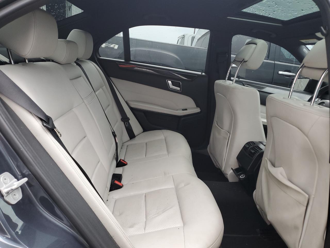 2016 MERCEDES-BENZ E-Class