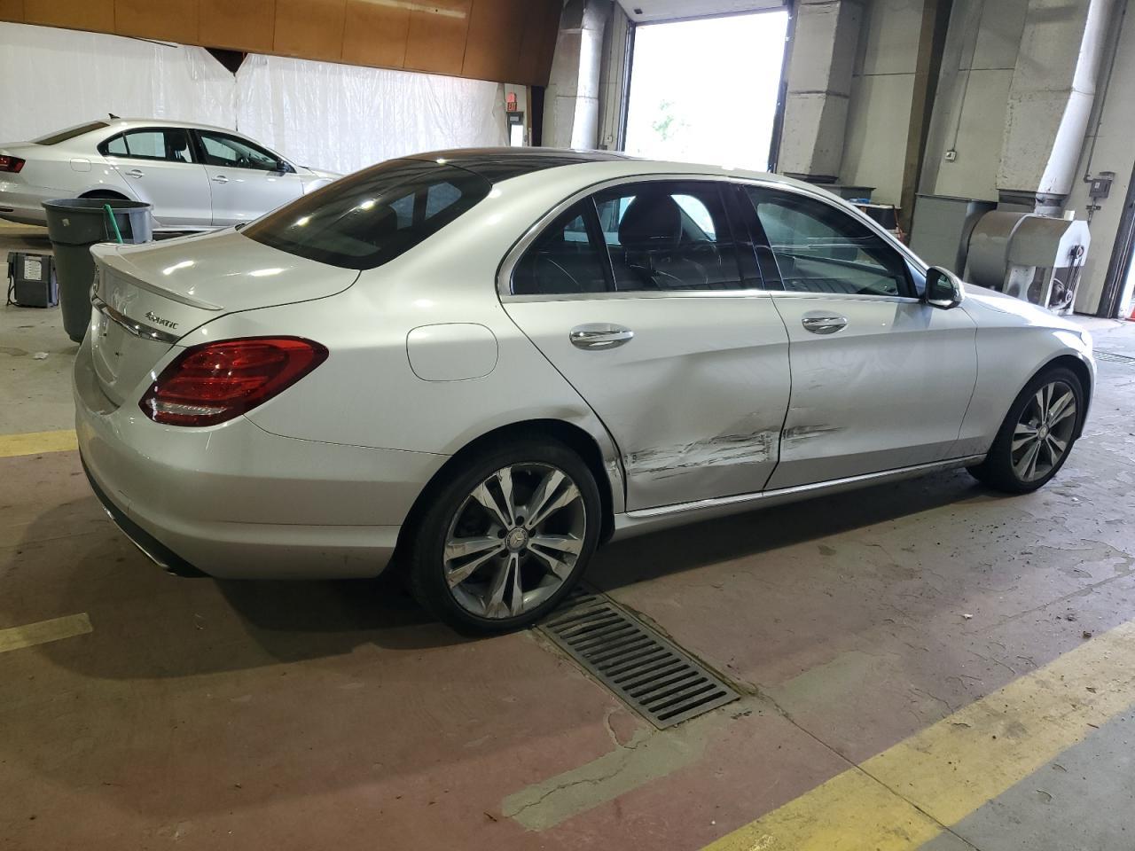 2016 MERCEDES-BENZ C-CLASS
