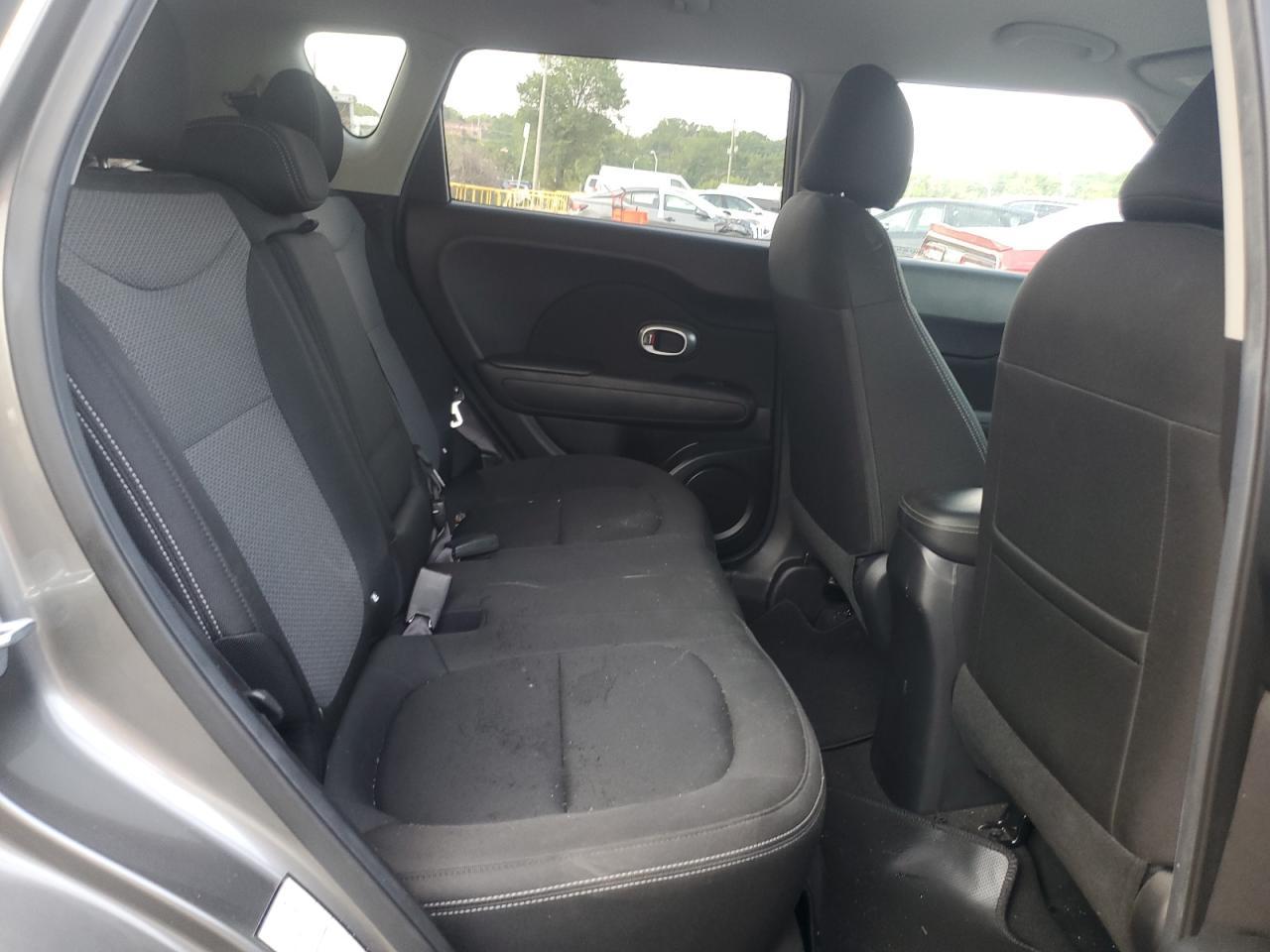 2017 KIA SOUL