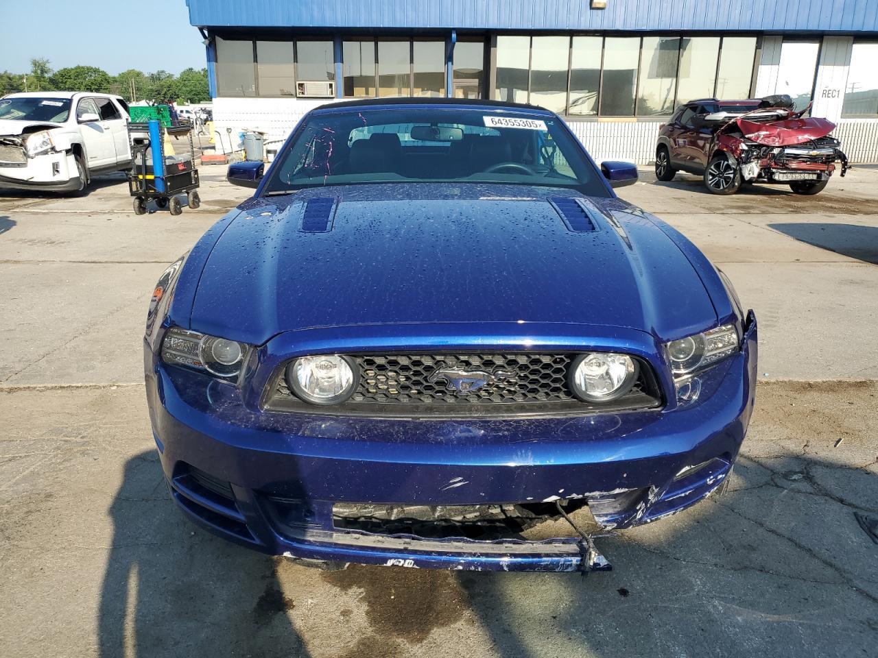 2013 FORD MUSTANG