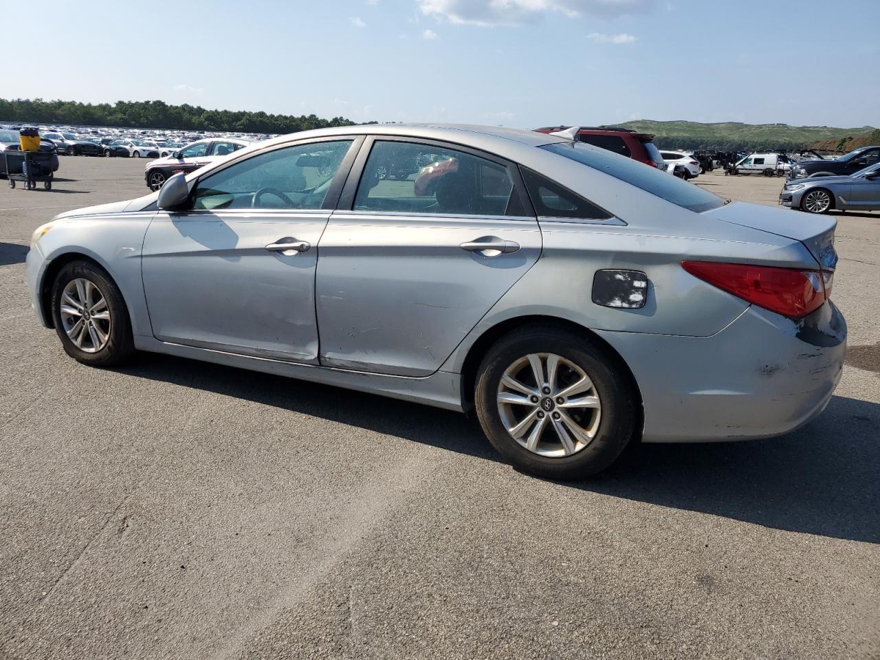 2011 HYUNDAI SONATA