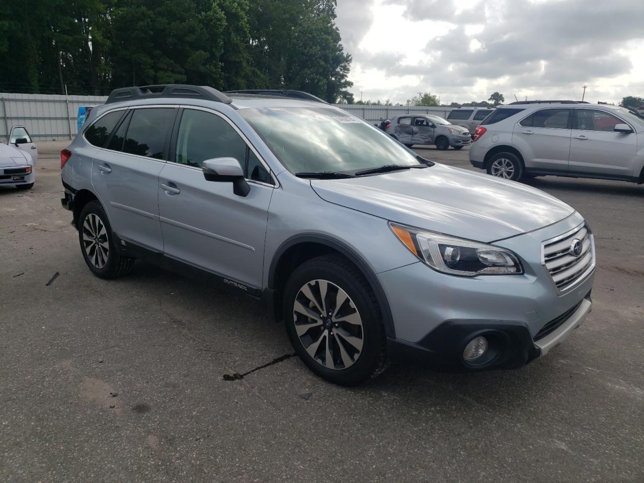 2015 SUBARU Outback