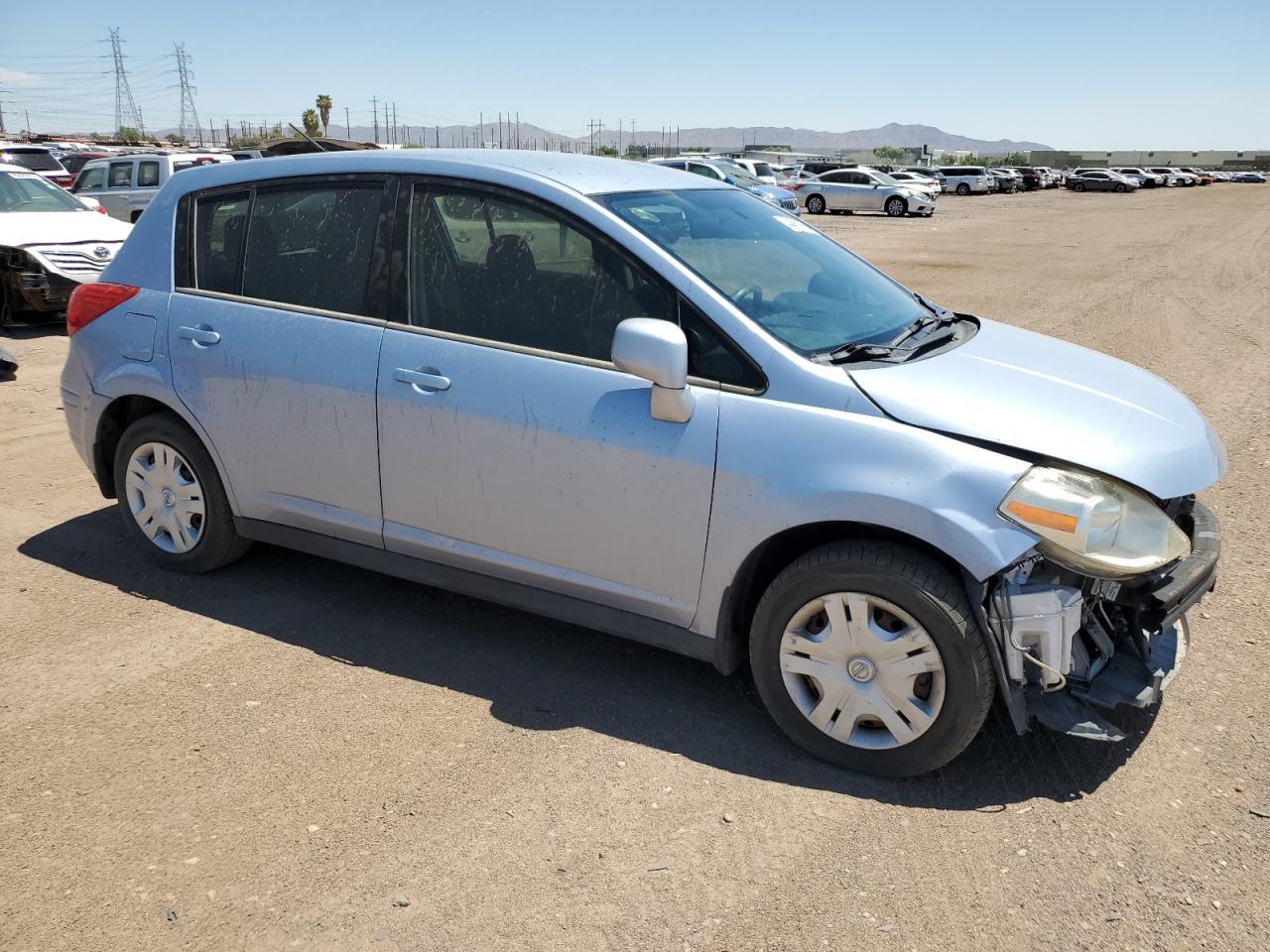 2011 NISSAN VERSA