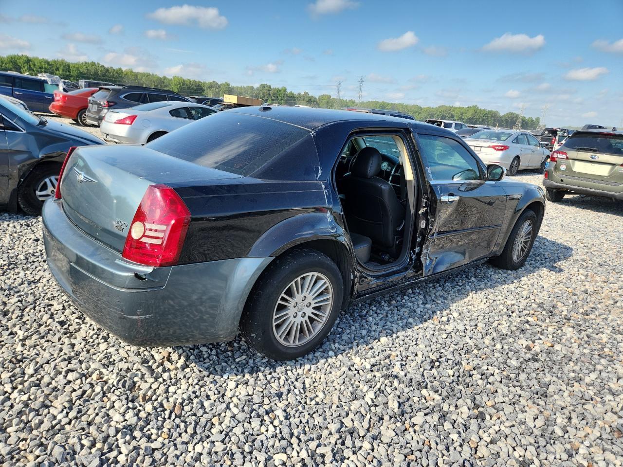 2010 CHRYSLER 300