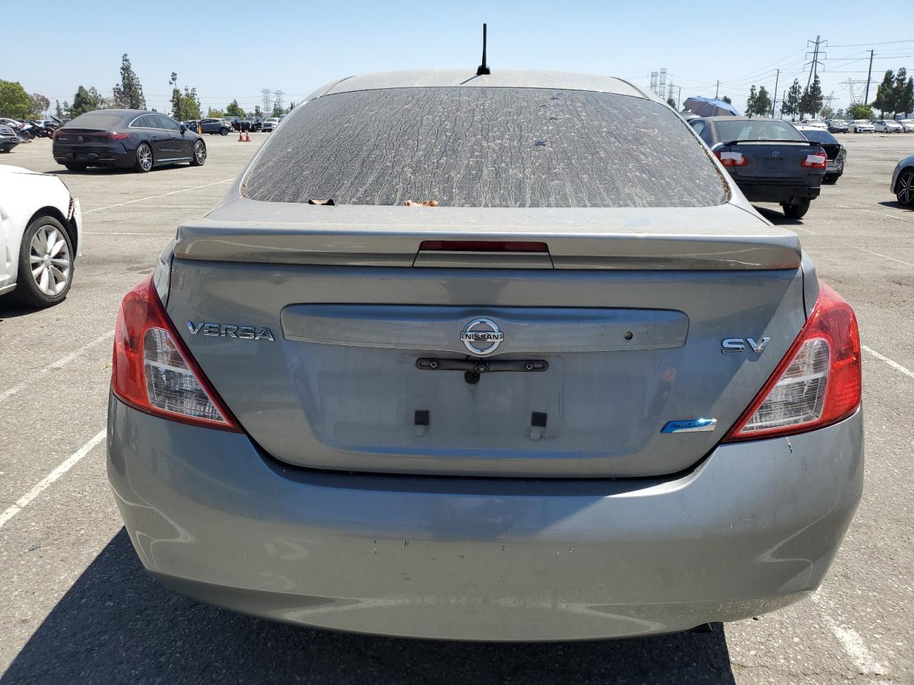 2013 NISSAN VERSA