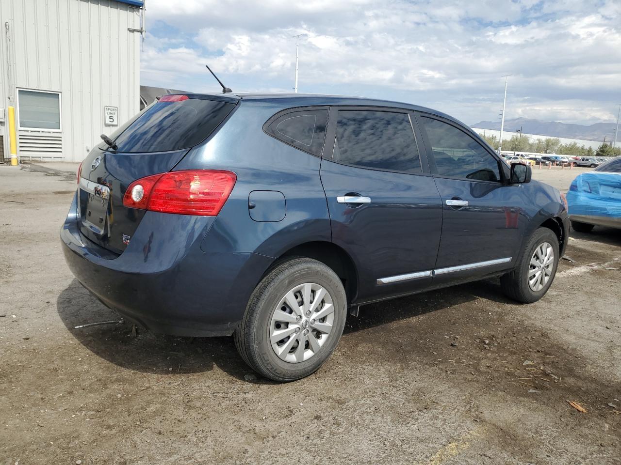 2015 NISSAN ROGUE
