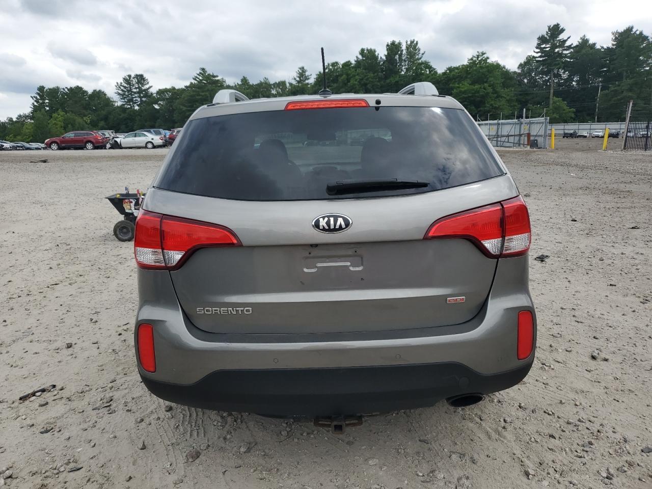 2015 KIA SORENTO