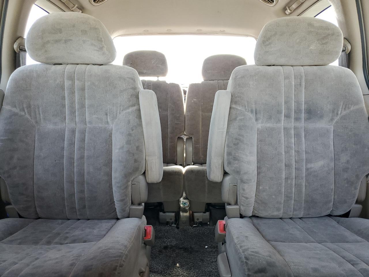 2001 TOYOTA SIENNA