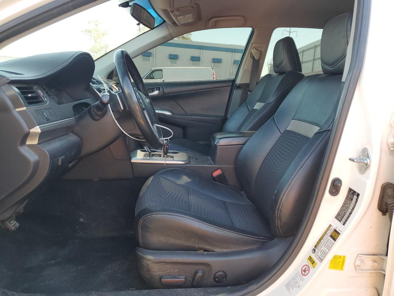 2012 TOYOTA CAMRY