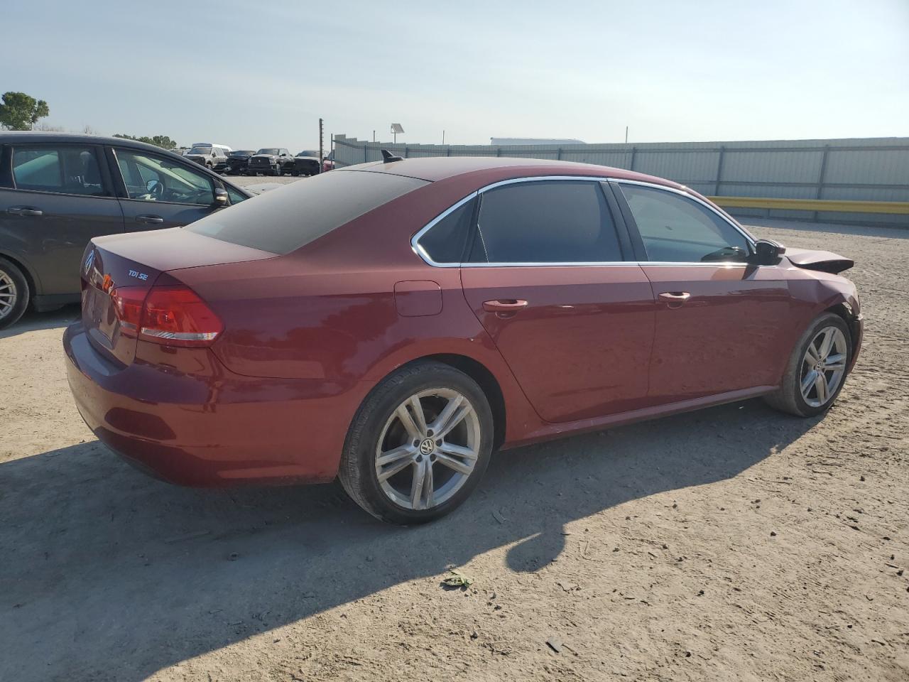 2015 VOLKSWAGEN Passat