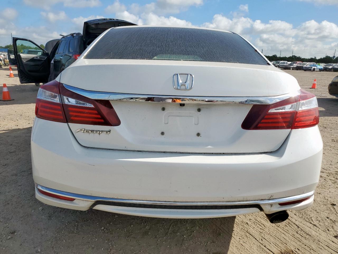 2016 HONDA ACCORD