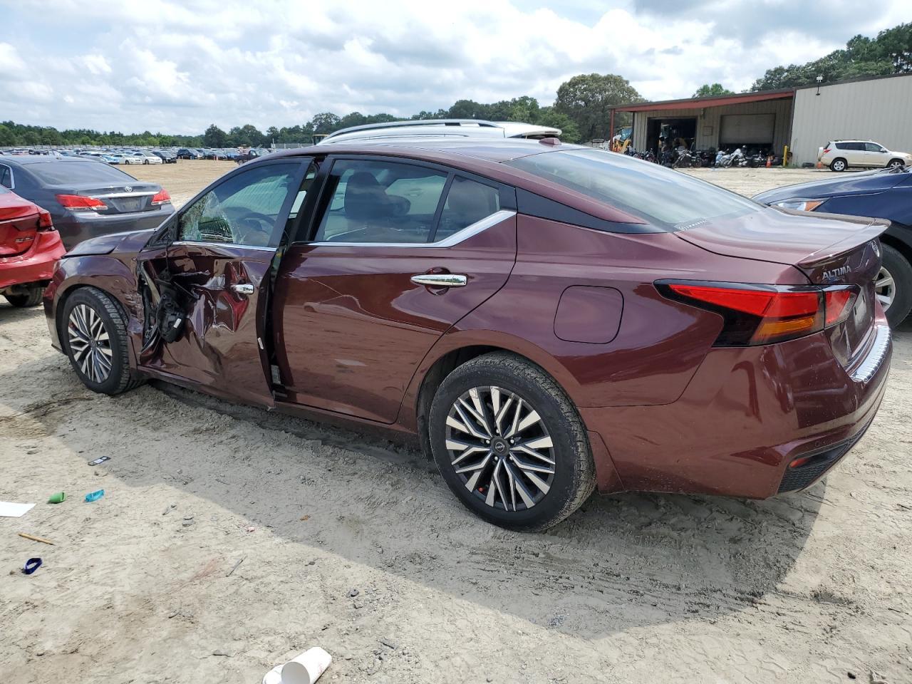 2023 NISSAN ALTIMA