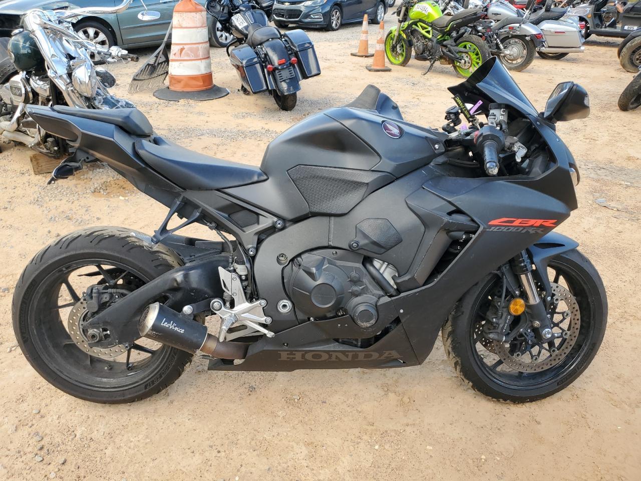 2021 HONDA CBR1000