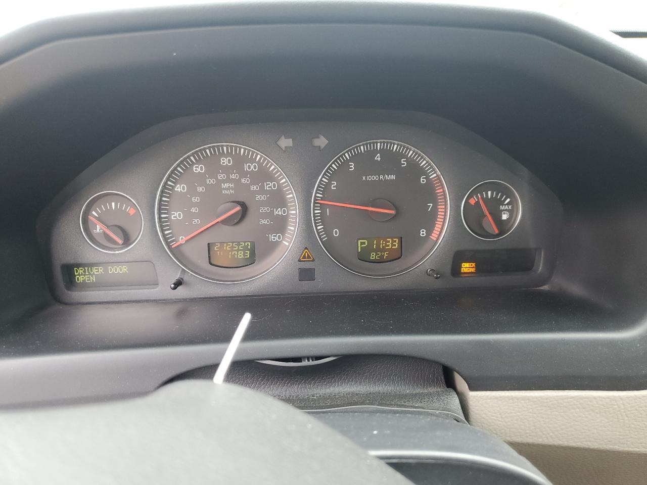 2005 VOLVO S60