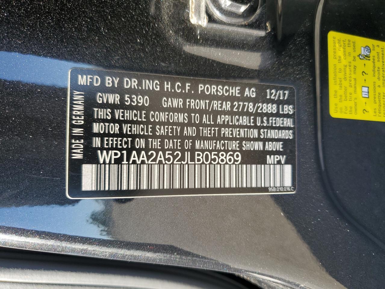 2018 PORSCHE Macan