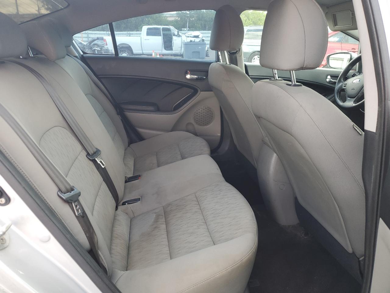 2015 KIA FORTE