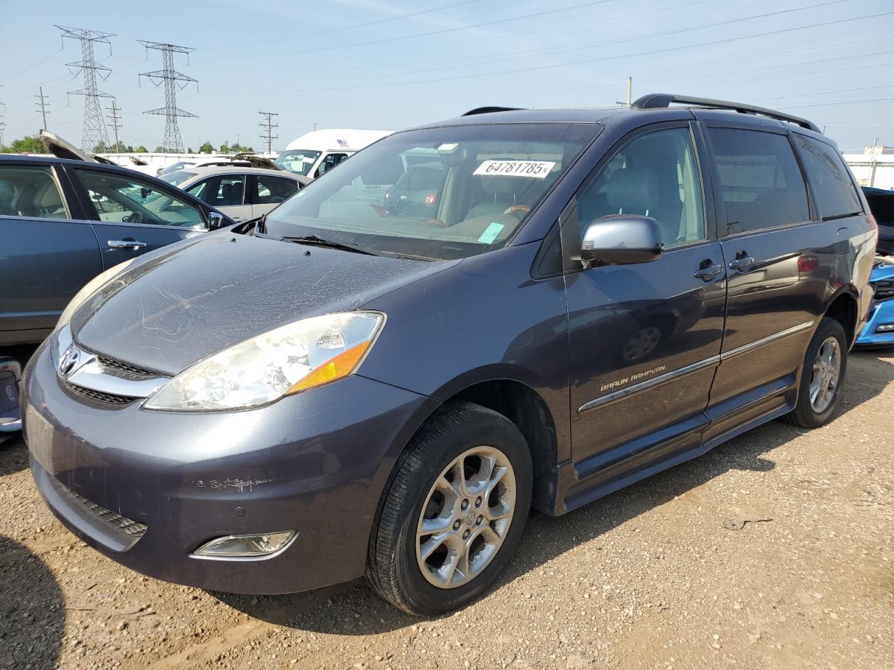 2006 TOYOTA SIENNA